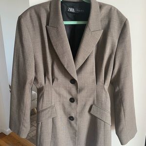 Zara women’s blazer